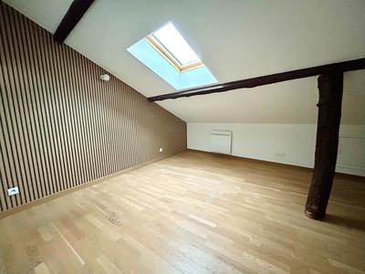 Appartement - 94 m² - 4 pièces