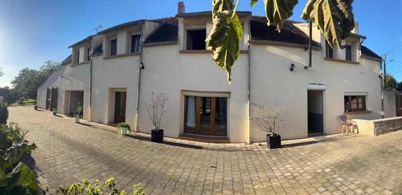 Maison ancienne - 183 m² - 6 pièces