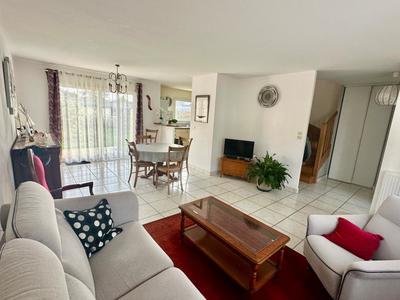 Maison - 86 m² - 4 pièces