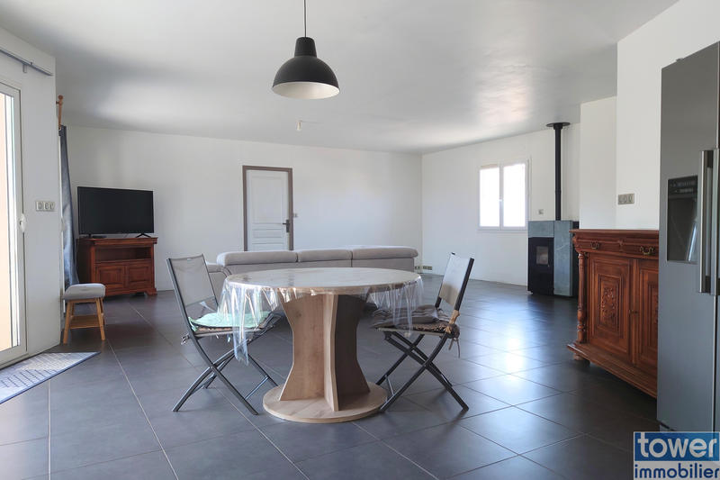 Maison - 160 m² - 5 pièces