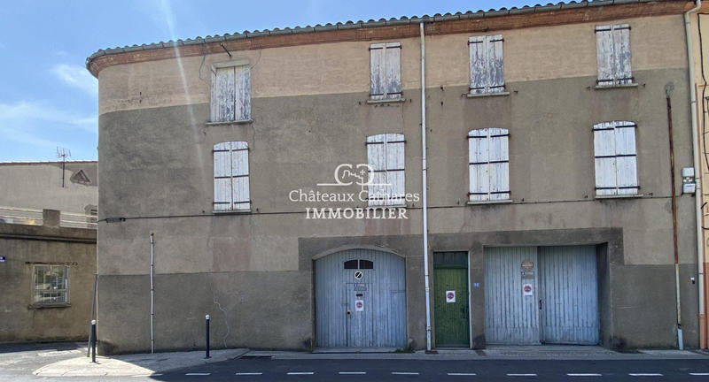 Maison - 235 m² - 9 pièces