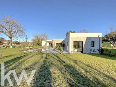 Maison - 142 m² - 5 pièces