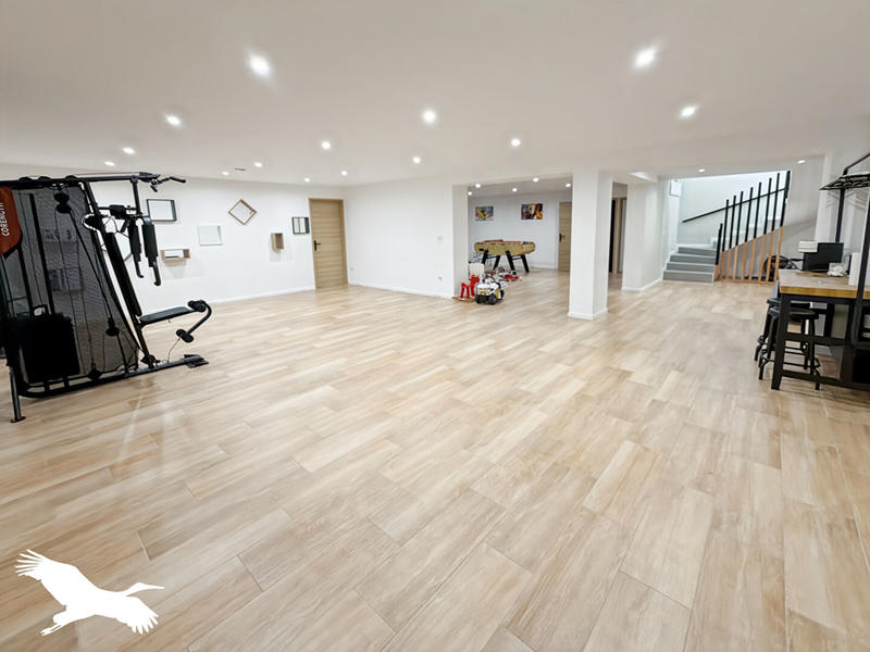 Maison - 350 m² - 12 pièces