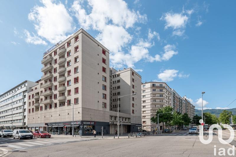 Appartement - 85 m² - 4 pièces