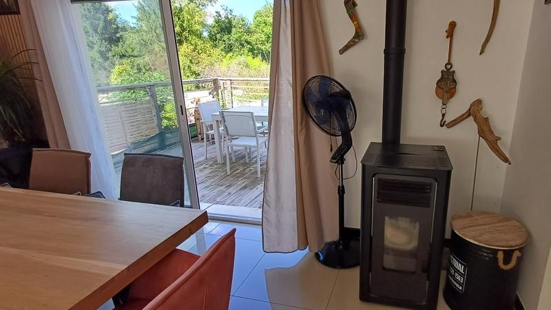 Maison - 93 m² - 4 pièces