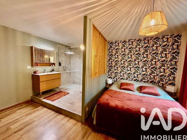 Maison - 170 m² - 8 pièces