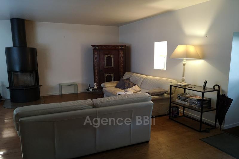 Maison - 300 m² - 15 pièces