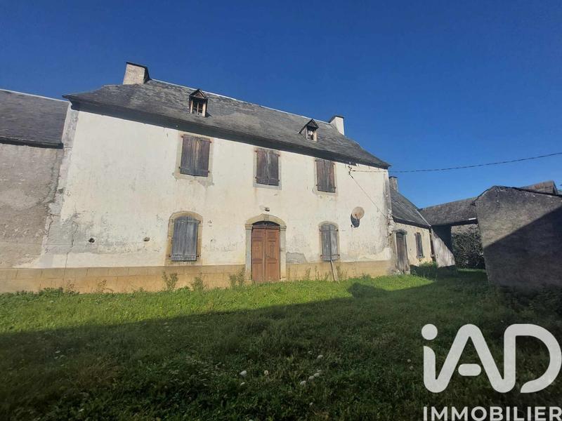 Maison - 180 m² - 5 pièces