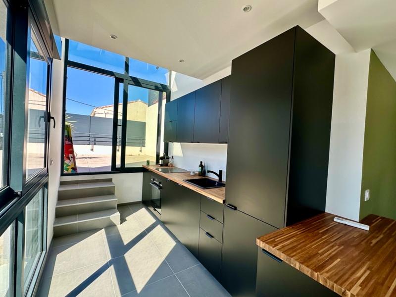 Appartement - 98 m² - 4 pièces