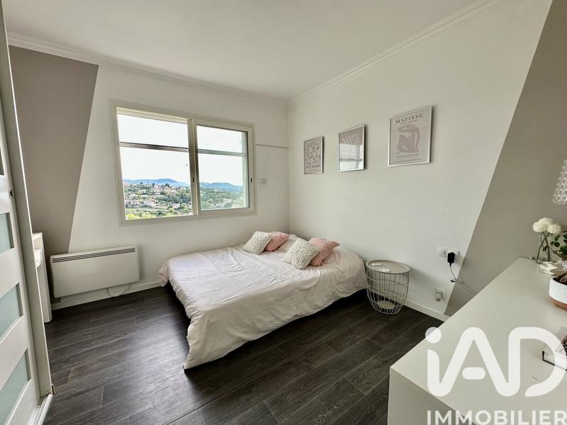 Maison - 122 m² - 5 pièces