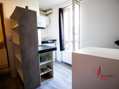 Studio - 10 m² - 1 pièce