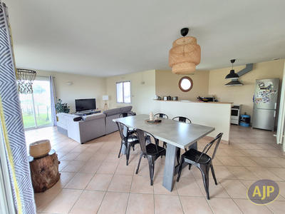 Maison - 91 m² - 3 pièces