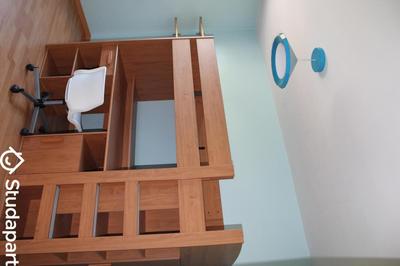 Chambre - 11 m² - 1 pièce