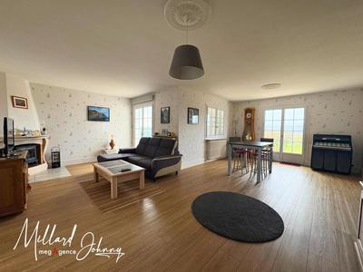 Maison - 198 m² - 6 pièces