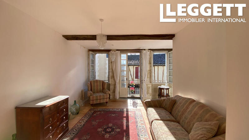 Maison - 227 m² - 7 pièces