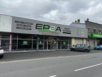 Maison - 700 m² - 14 pièces