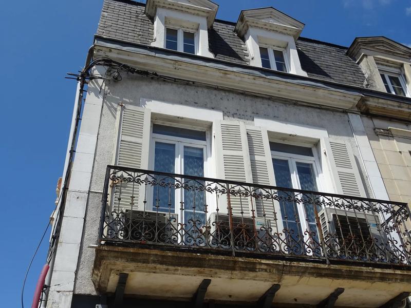 Local commercial - 4 pièces