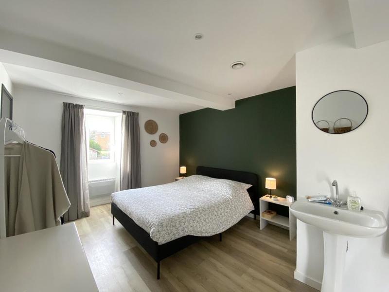 Maison - 175 m² - 10 pièces