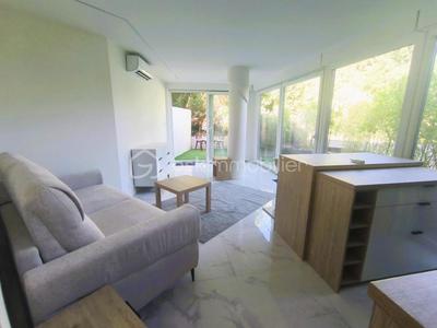 Studio - 27 m² - 1 pièce