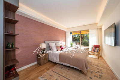 Appartement - 98 m² - 3 pièces