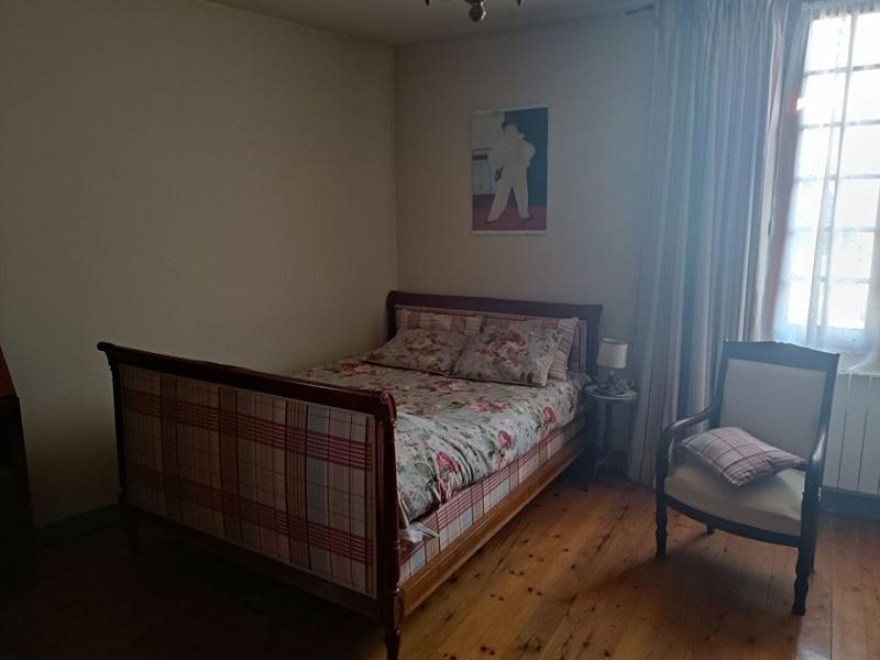 Maison - 254 m² - 12 pièces