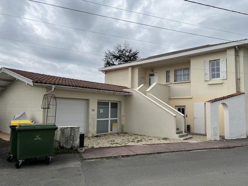 Local d'activités - 350 m² - 11 pièces