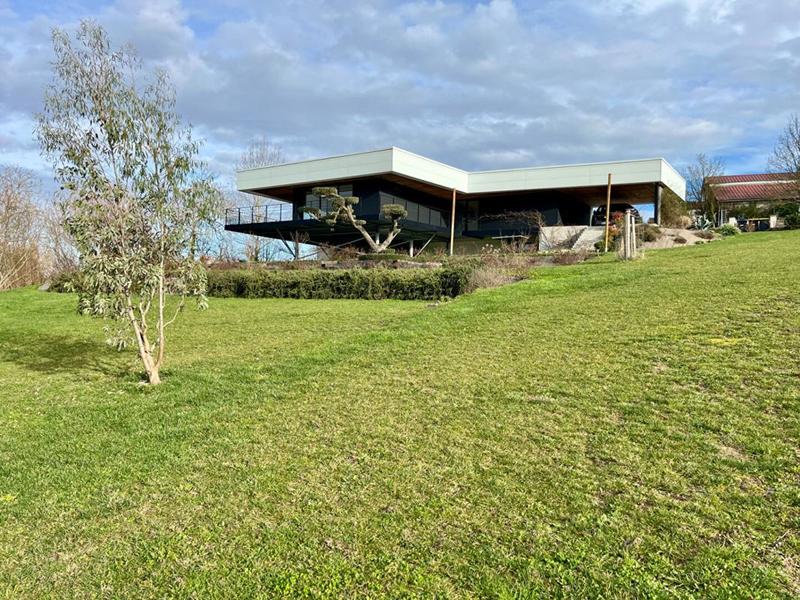 Maison - 148 m² - 5 pièces