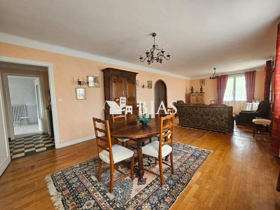 Maison ancienne - 141 m² - 4 pièces