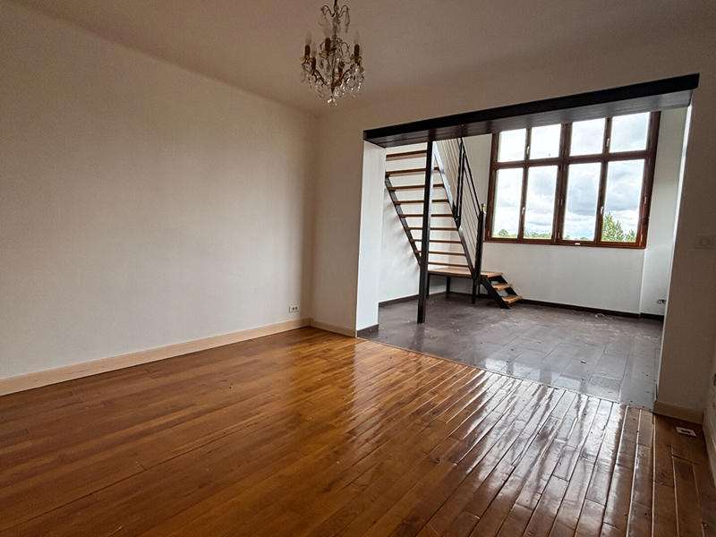 Maison - 204 m² - 8 pièces