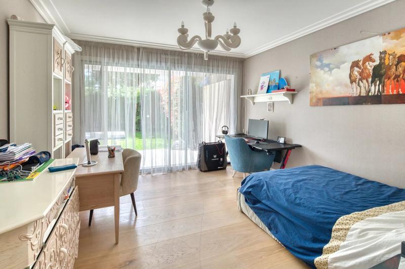 Appartement - 445 m² - 10 pièces