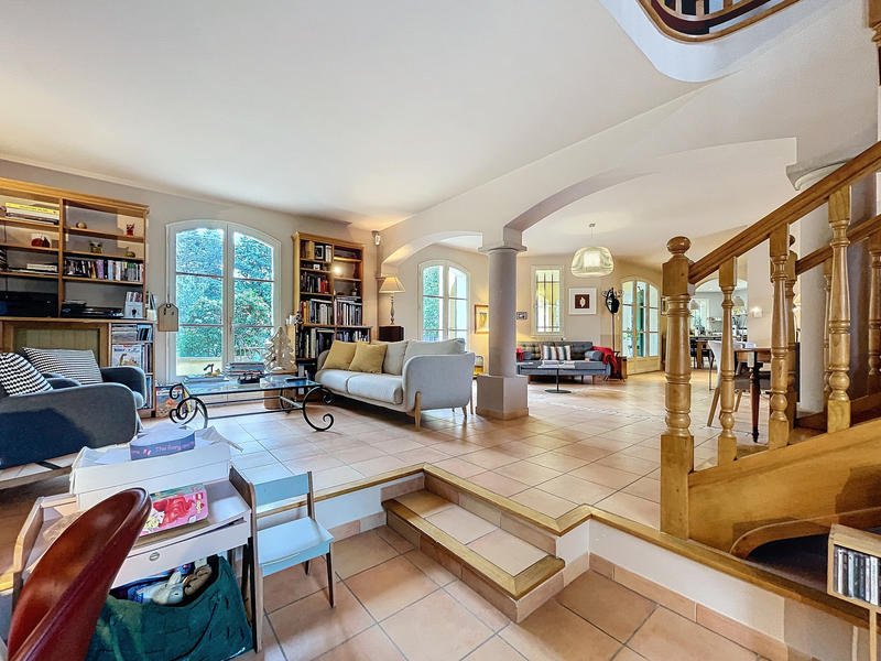 Villa - 204 m² - 7 pièces