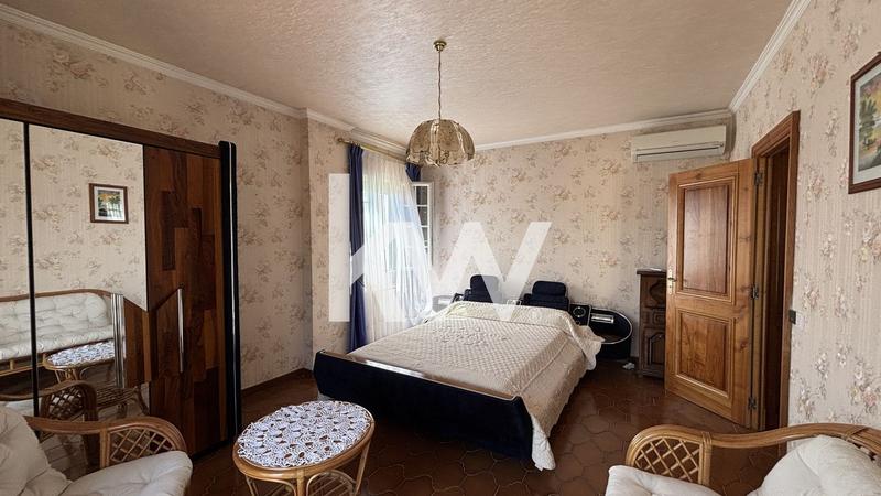 Maison - 162 m² - 5 pièces