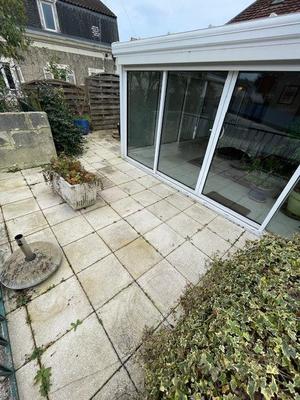 Maison traditionnelle - 143 m² - 8 pièces