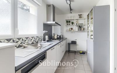 Maison - 110 m² - 5 pièces