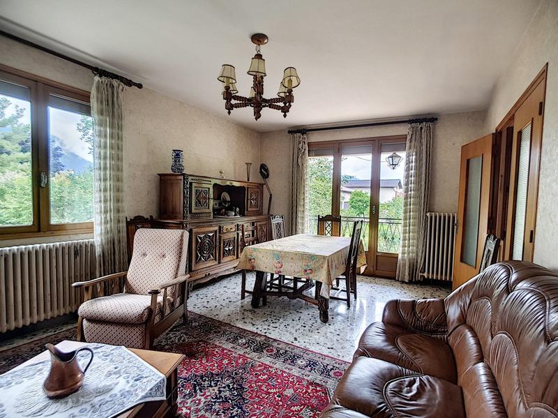 Maison - 102 m² - 5 pièces