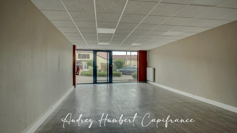 Maison - 241 m² - 8 pièces