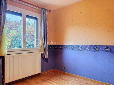 Maison traditionnelle - 99 m² - 5 pièces