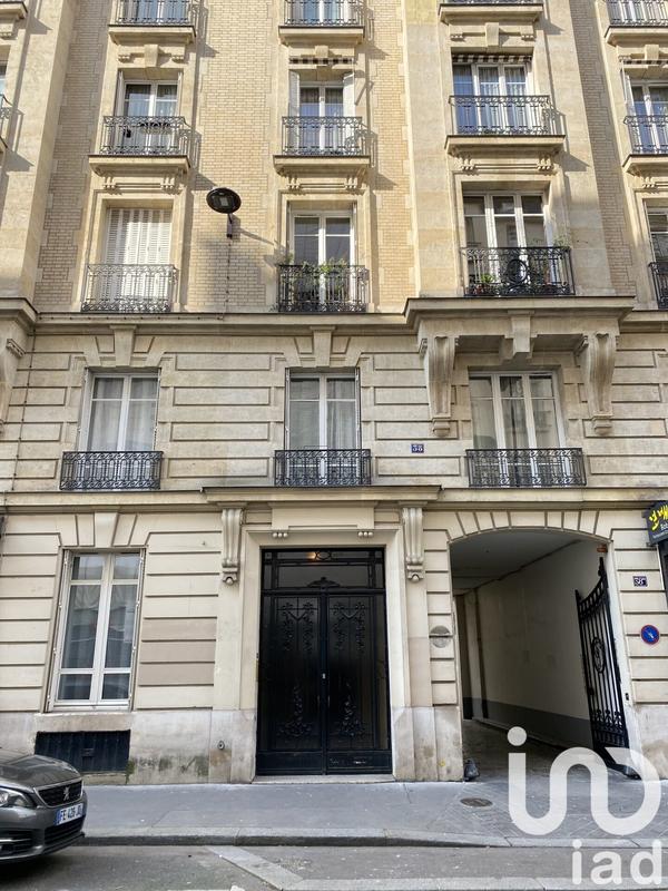 Studio - 9 m² - 1 pièce