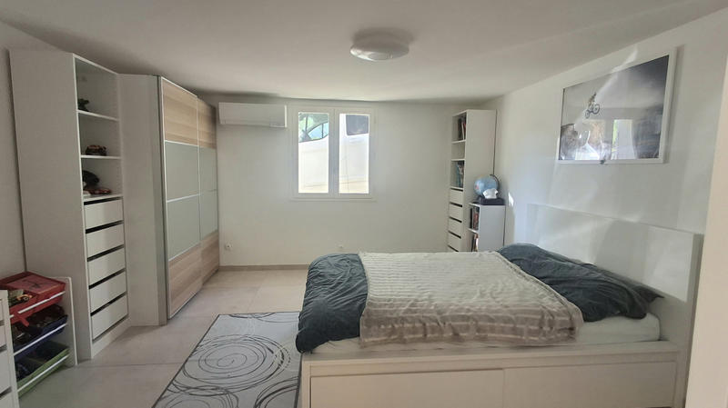 Maison - 207 m² - 7 pièces