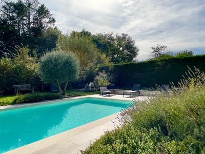 Maison - 162 m² - 7 pièces