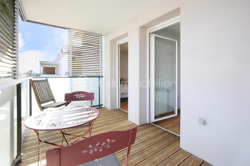 Appartement - 90 m² - 4 pièces