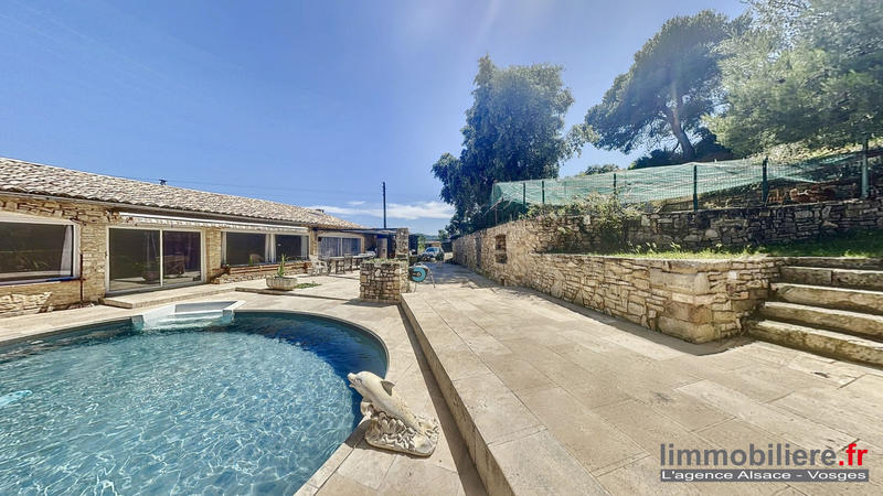 Mas - 282 m² - 11 pièces