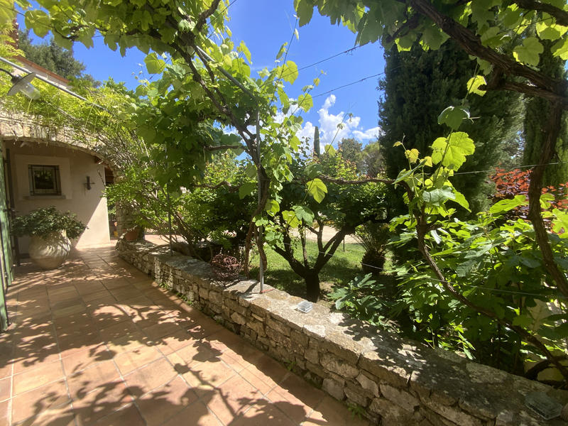 Maison - 210 m² - 6 pièces