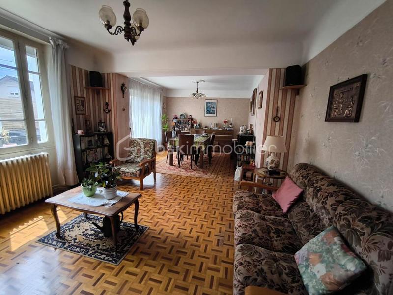 Maison - 110 m² - 5 pièces