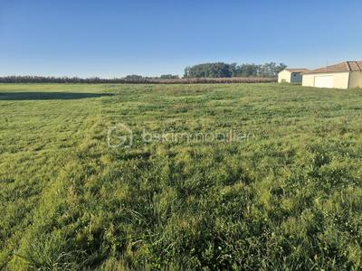 Terrain industriel - 1 664 m²