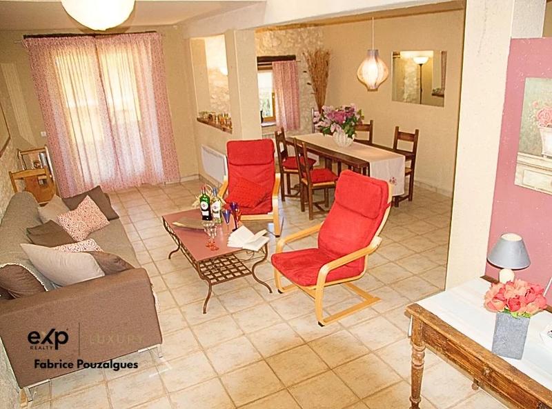 Propriété - 715 m² - 29 pièces