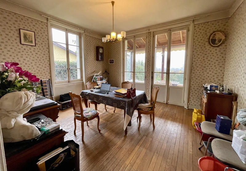 Maison - 104 m² - 5 pièces