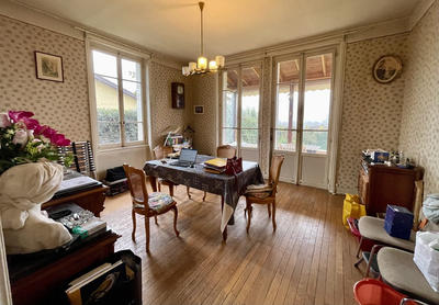 Maison - 104 m² - 5 pièces