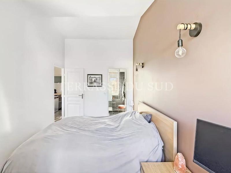 Immeuble - 183 m² - 10 pièces