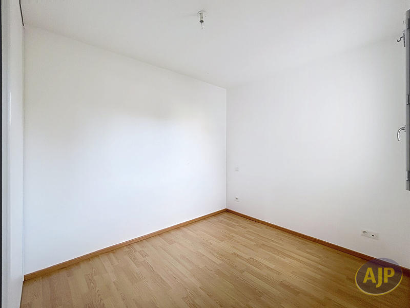 Maison - 93 m² - 5 pièces